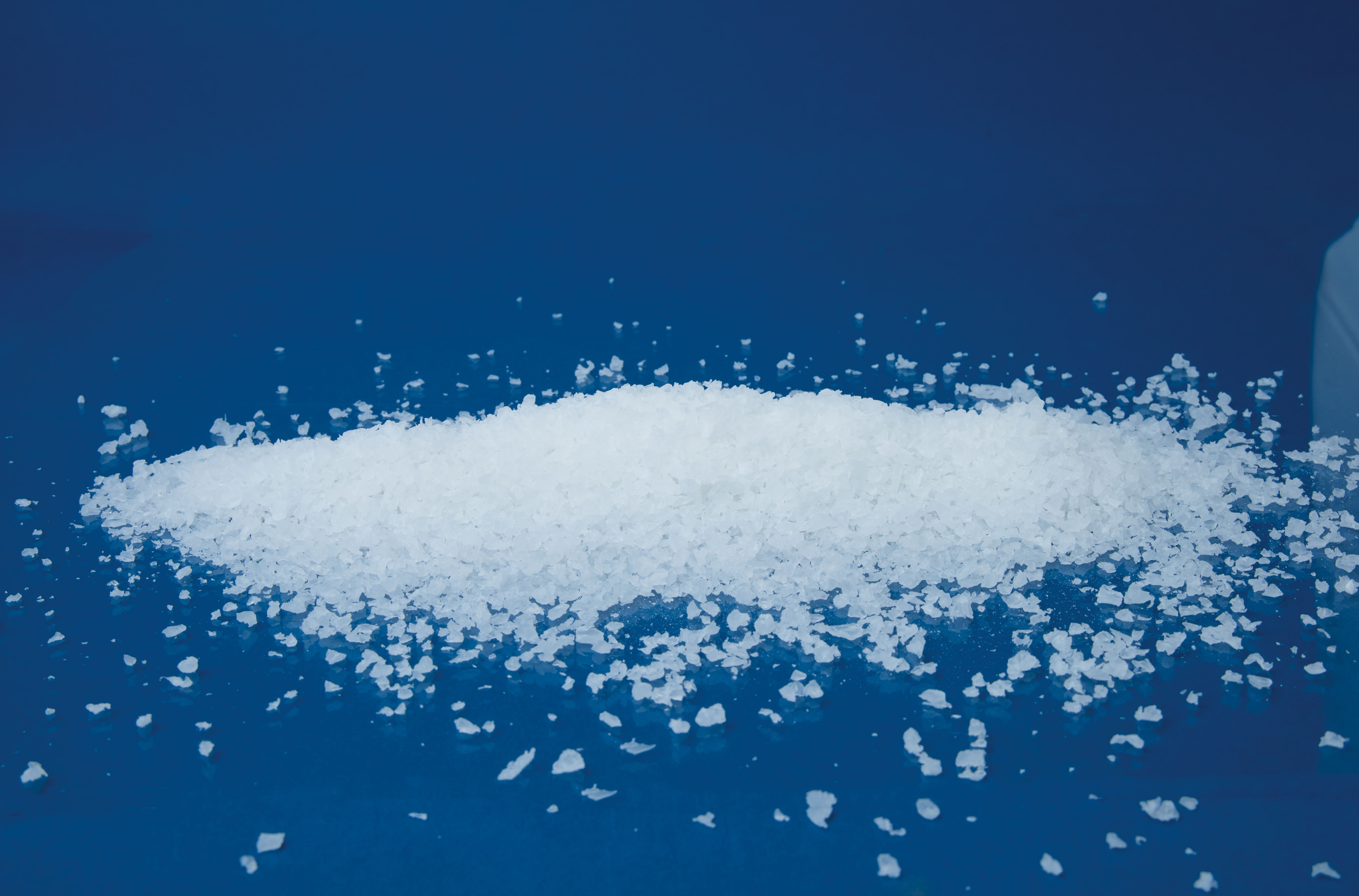 Strö-snö, 5000g/påse vindsäker, idealisk för entréområden